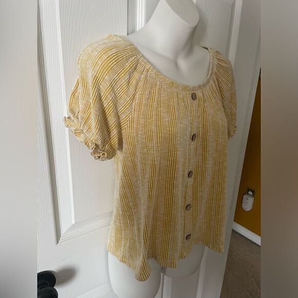 Anthropologie W5 Boho Yellow /white Top With Puffed Peasant Short Sleeves Sz L - Picture 2 of 4